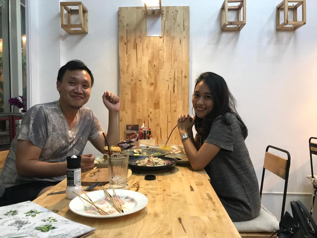 진다바인 카페 앤 호스텔 치앙마이 외부 사진